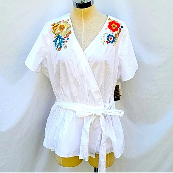 Crown & Ivy Plus Wrap Shirt Belted, Flattering Silluouette - Picture 1 of 3